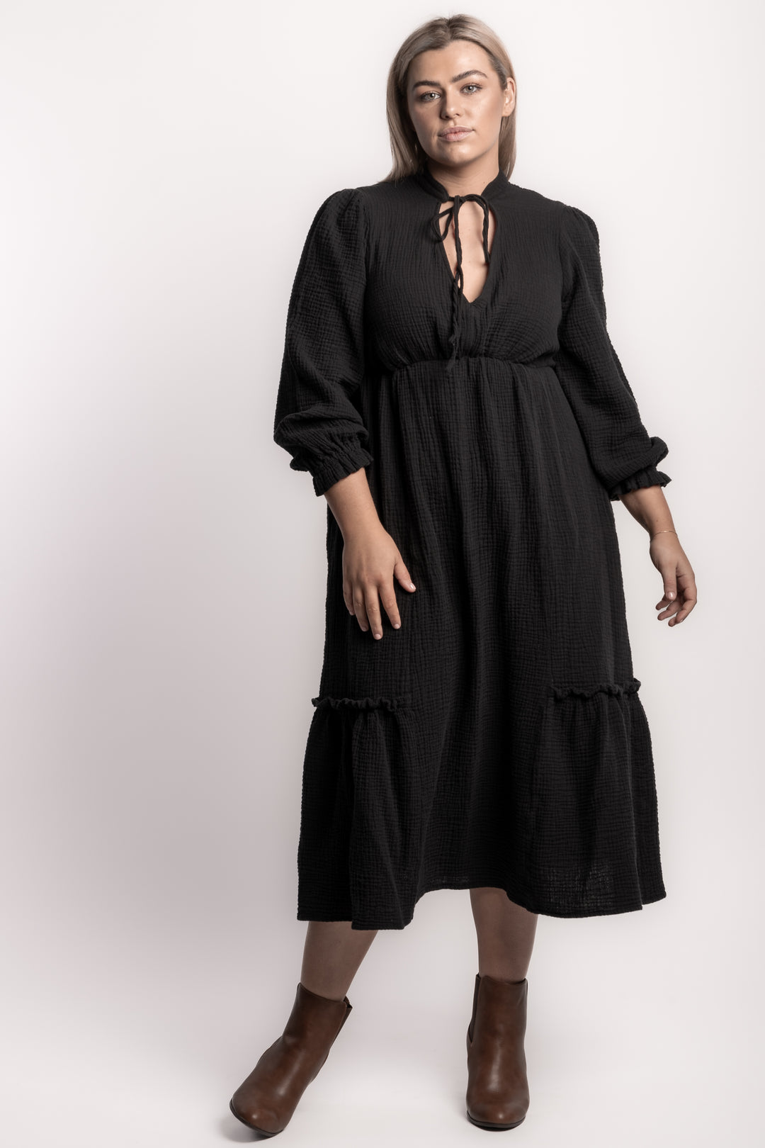 Sisters Of The Moon Maxi - Black - STOCK AVAILABLE - SIZE S (14/16)