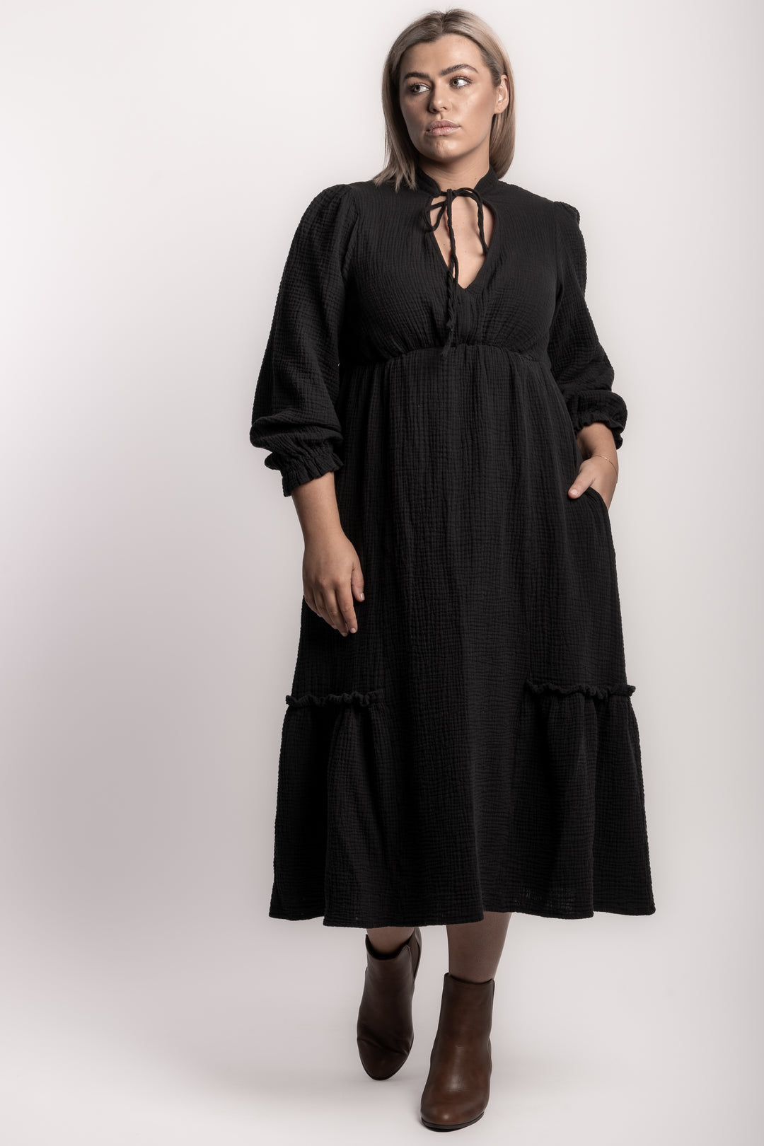 Sisters Of The Moon Maxi - Black - STOCK AVAILABLE - SIZE S (14/16) & L (22/24)