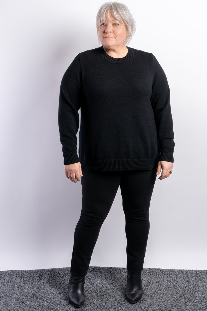 Wintertime Love Merino Knit - Black -STOCK AVAILABLE - S (14/16)