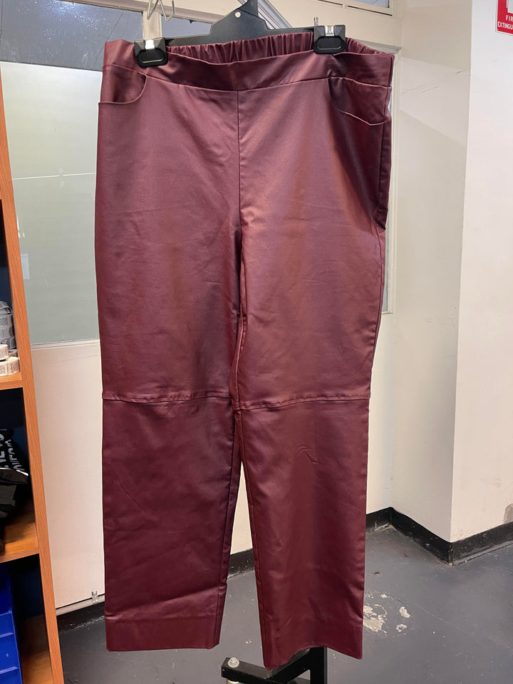 The Wild One Straight Leg Pleather Pant - Wine Production Sample - Size s (14-16)