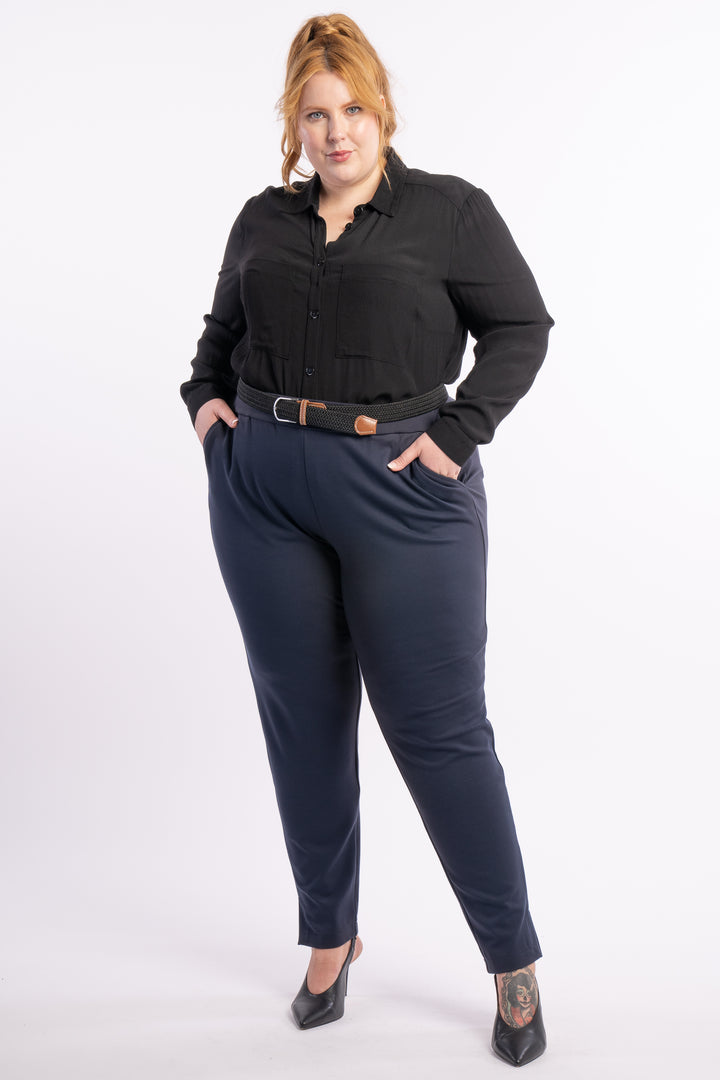Exactly How I Feel Ponte Pants - Navy - SIZES AVAILABLE 18/20/24