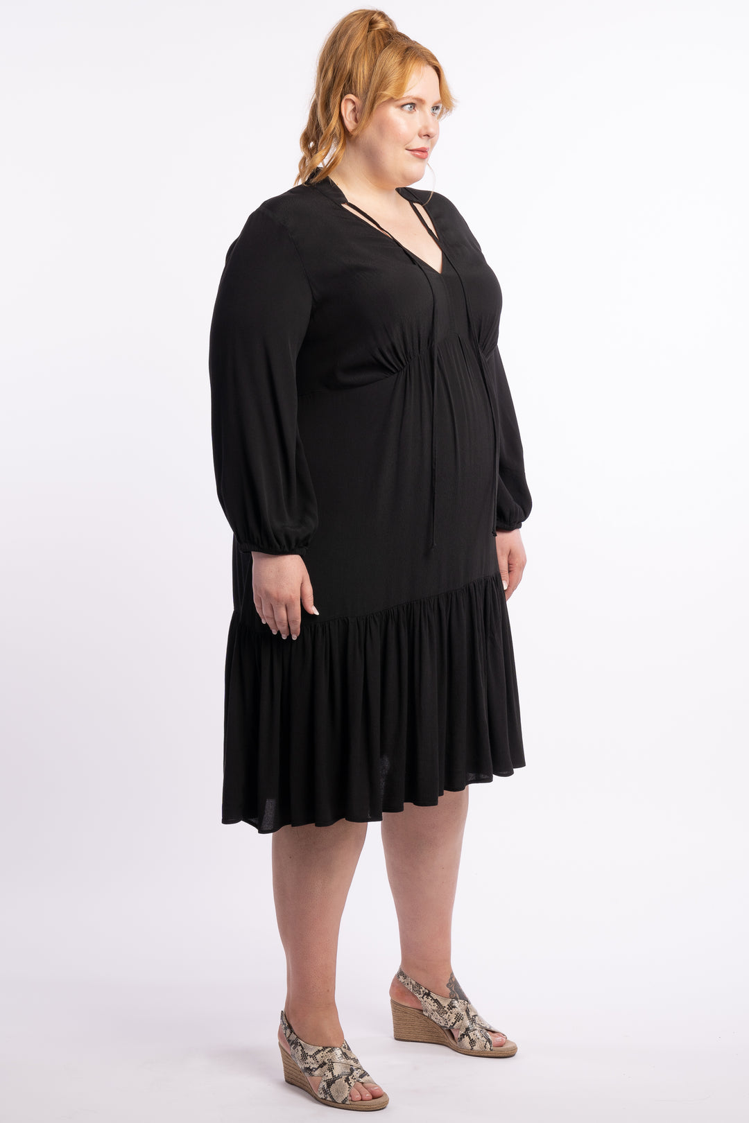 Call On Me Ruffle Midi Dress - Black