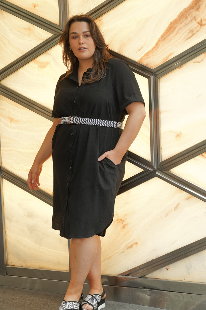 It's Alright Linen Short Sleeve Dress - Black - LAST ONE - M (18/20)