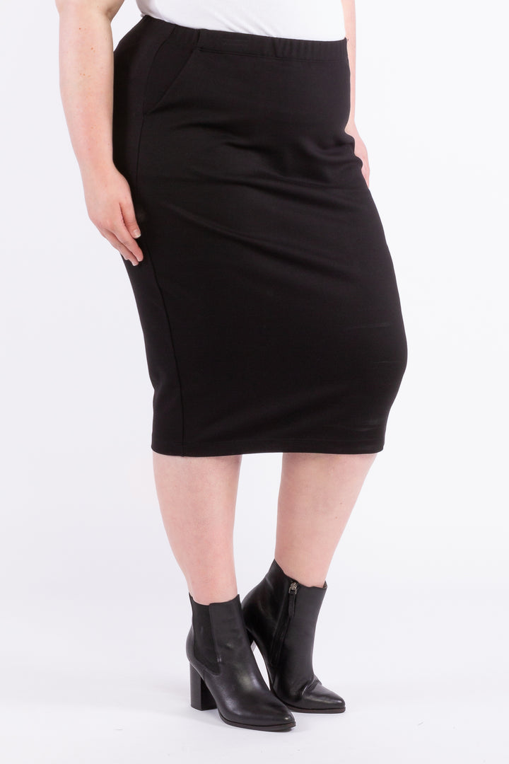 Good Vibrations Ponte Skirt - Black