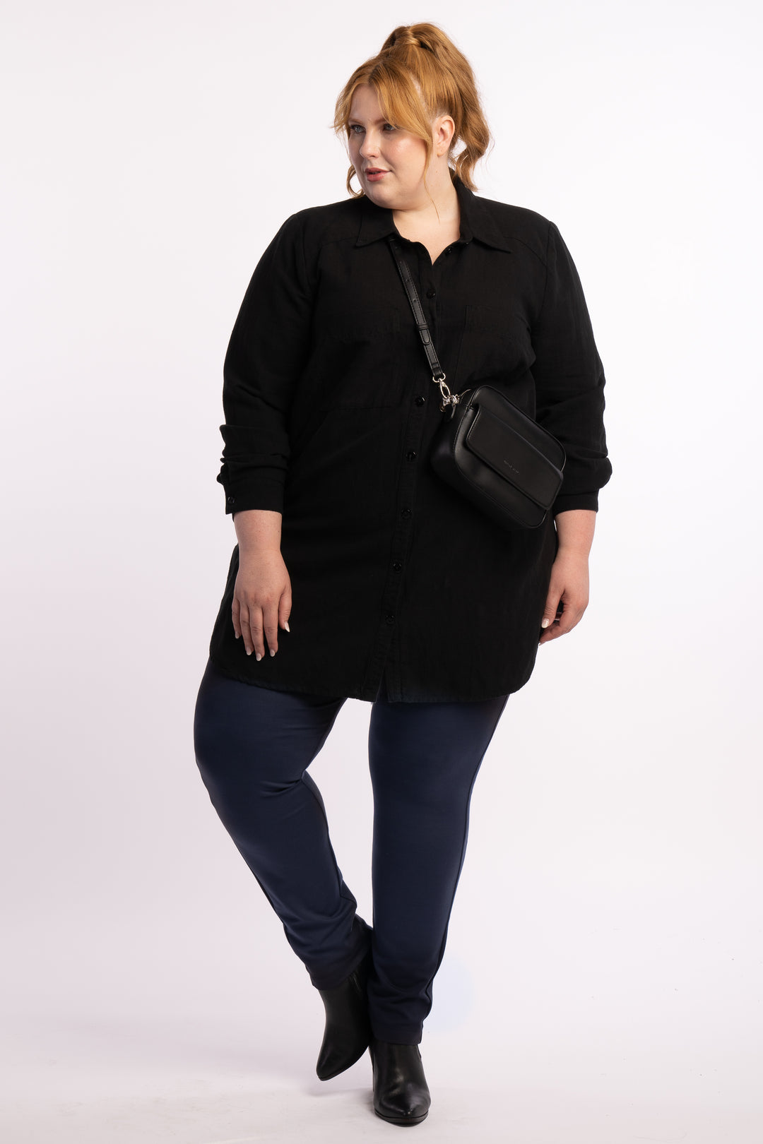 The Essential Ponte Legging - Navy